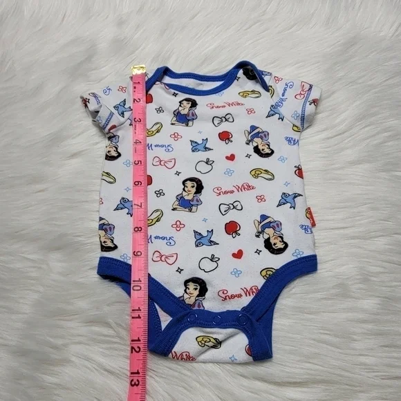 Disney Snow White Princess Onesie Size Newborn - Picture 7 of 11